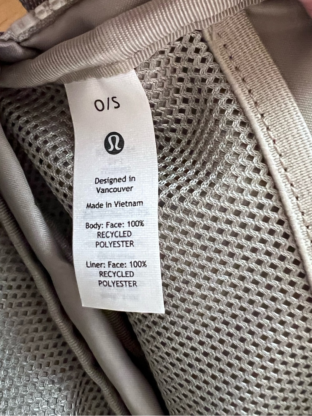 #750 NWT Lululemon Everywhere Belt Bag 1L White Granite Medium Light Grey Crossb - Picture 4 of 8